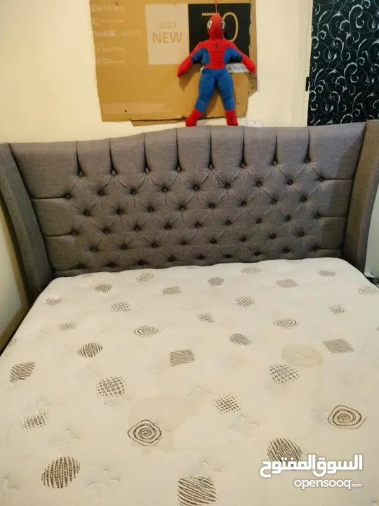 سرير استعمال شهرين بحالة ممتازة للبيع