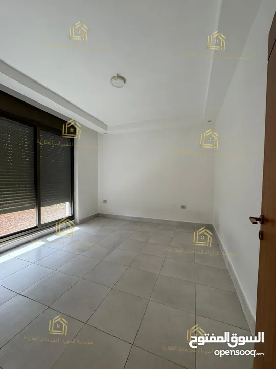 شقة فاخرة - لم تسكن - دير غبار - 3نوم 1ماستر - 220م - بإطلالــــه مميزة - قرب الخدمات العامة