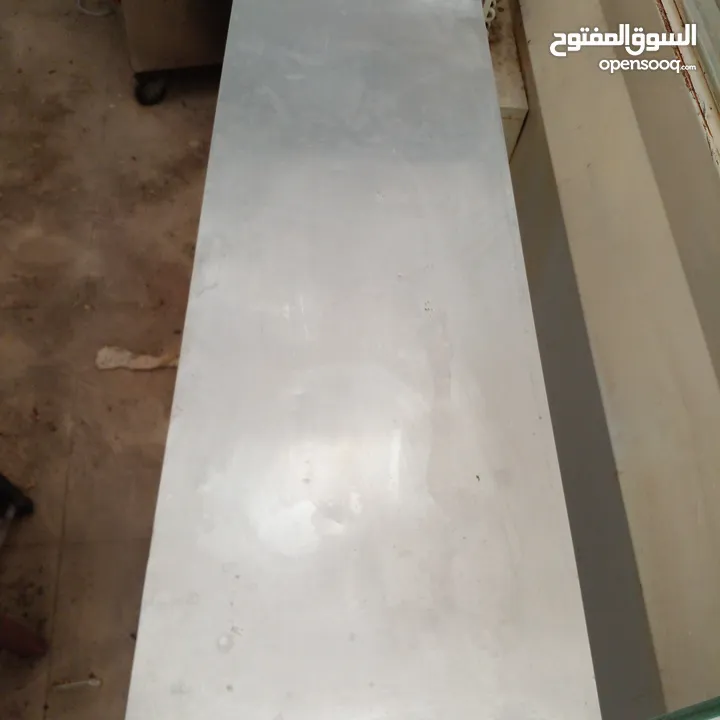 عدة مطعم استخدام قليل ونوعيه ممتازه
