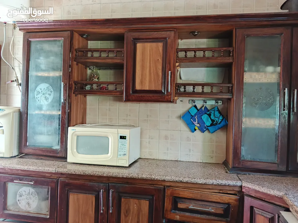 مطبخ بلوط مع الرخام للبيع بسعر مغري