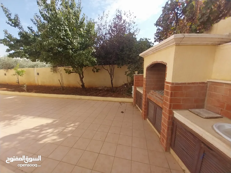 شقة للايجار في دير غبار  ( Property 35122 )-175064312
