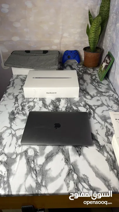 Apple MacBook air m1/ 8 ram/ 265ssd