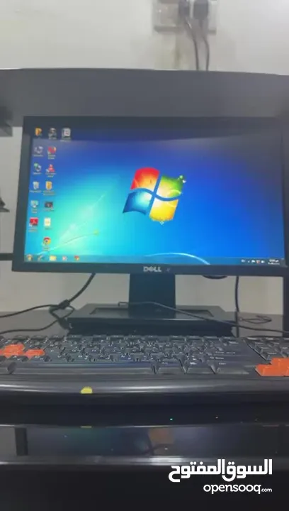 كمبيوتر حاسبة نوع ديل