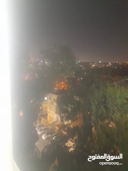 شقة ذات إطلالة بانورامية للإيجار في جبل التاج