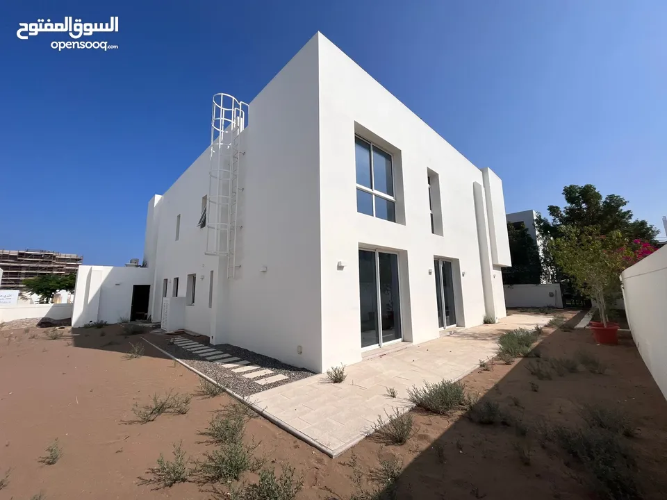 5 + 1 BR Amazing Large Villa in Al Mouj