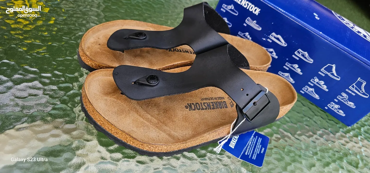 للبيع نعال BIRKENSTOCK مقاس 44 جديد