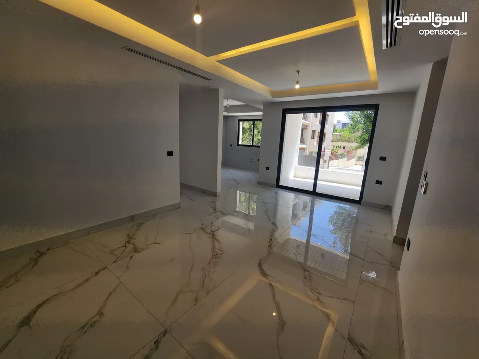 شقة فارغة للبيع في منطقة الدوار الرابع ( عدد 2 ) - ref : 14598