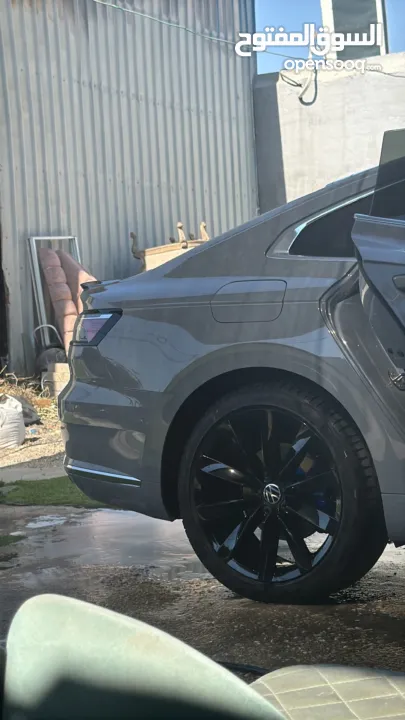 فولكس فاجن آرتيون فيس ليفت – فل إضافات  لون باطوني نادر  رقم مميّز