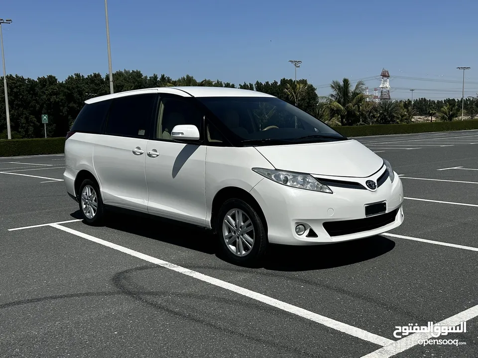 Toyota perivia 2017 model gcc