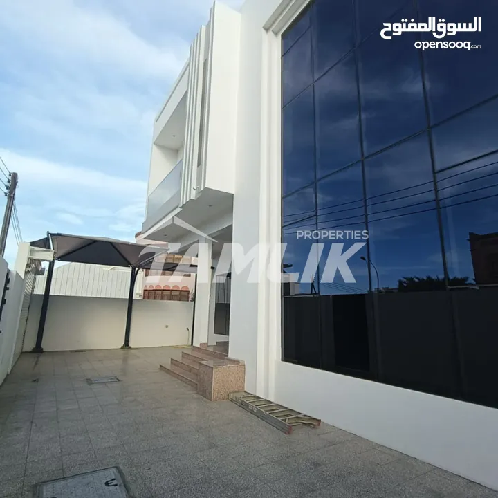 Gorgeous Twin Villa for Rent in Al Hail South  REF 728MB