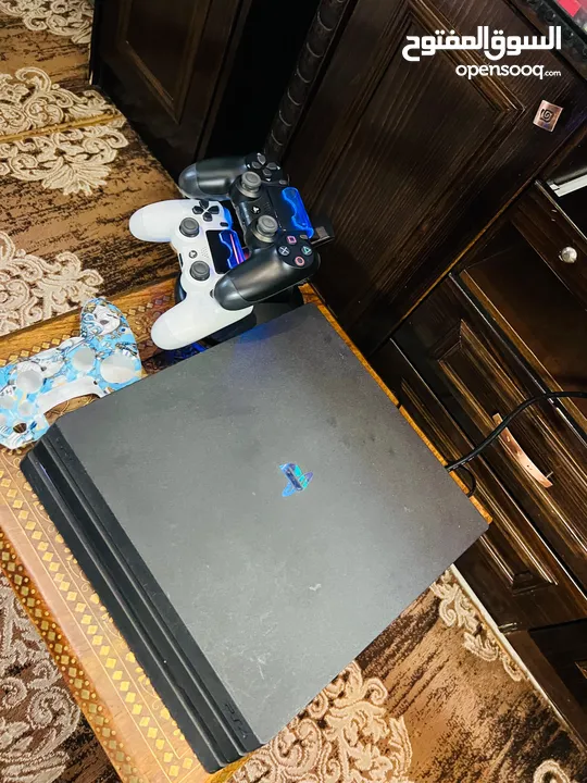 Playstation 4 Pro  بلاستيشن 4 برو
