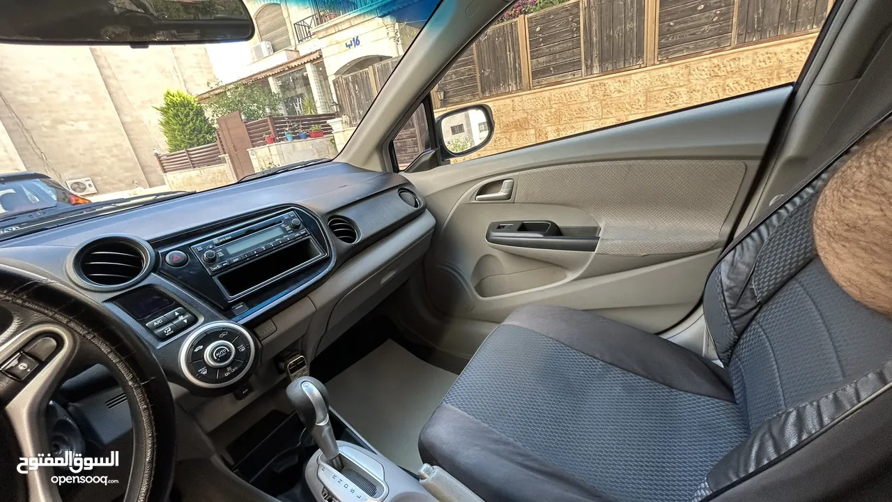 هوندا انسايت 2013  Honda insight 2013