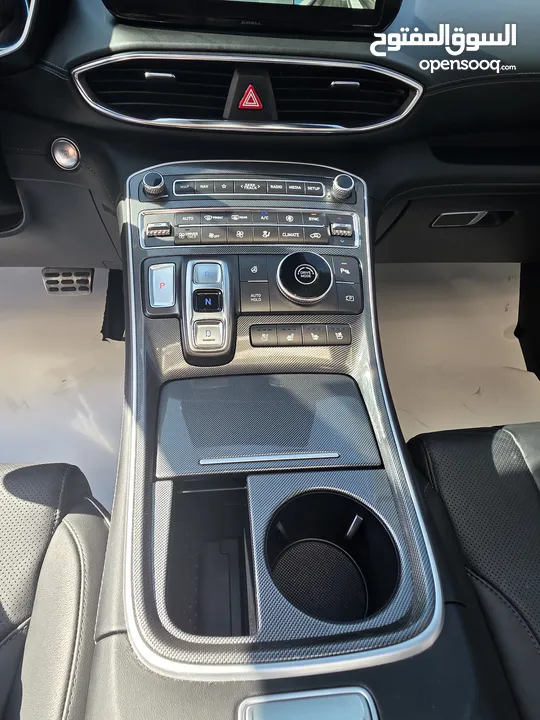 Hyundai Santa Fe Hybrid