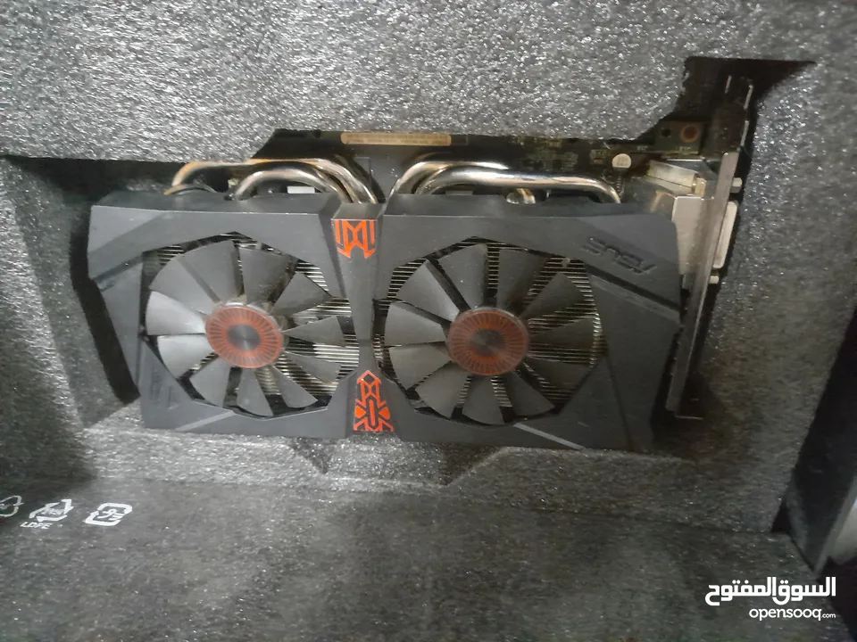 بورد ومعالج i7 ورام وكرت شاشة بسعر البلاش