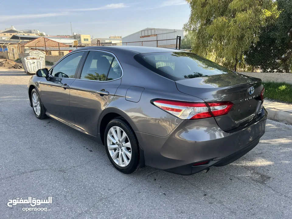 Toyota camry le2020