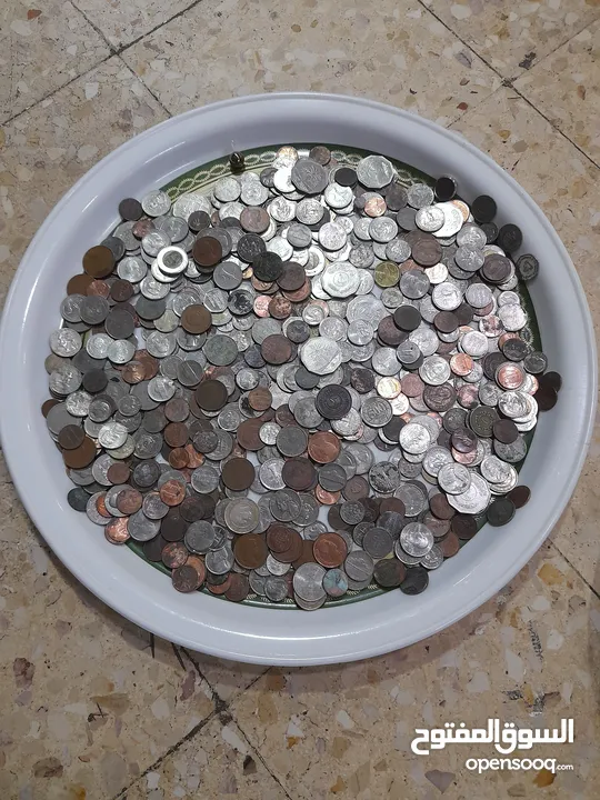 عمله اردنيه قديمه وعمله ثانيه