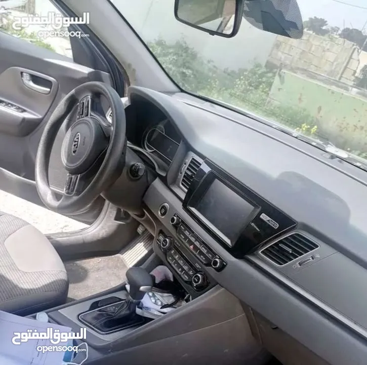 كيا نيرو نظيفة جدا للبيع استعمال شخصي سبب البيع السفر
