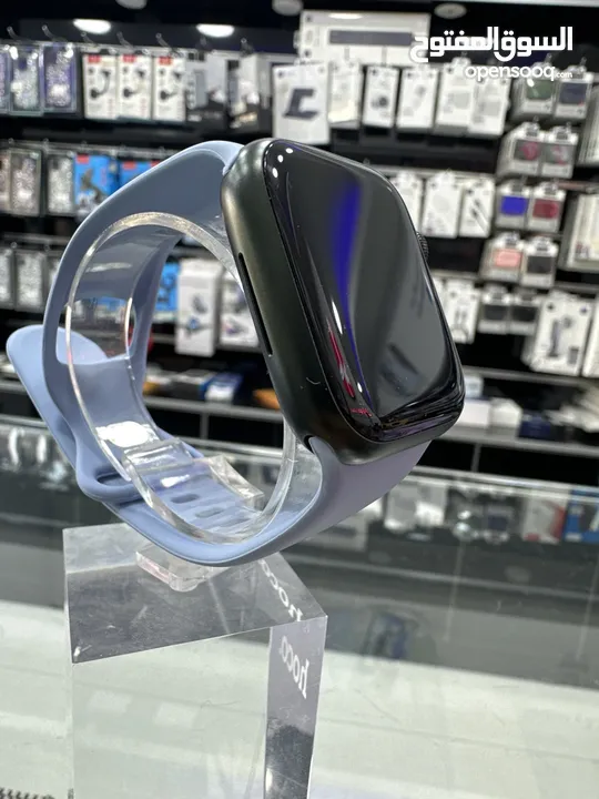 Used apple watch series 7  41mm ساعة ابل واتش الجيل السابع مستعملة بحالة جيدة مغيرلها بطارية