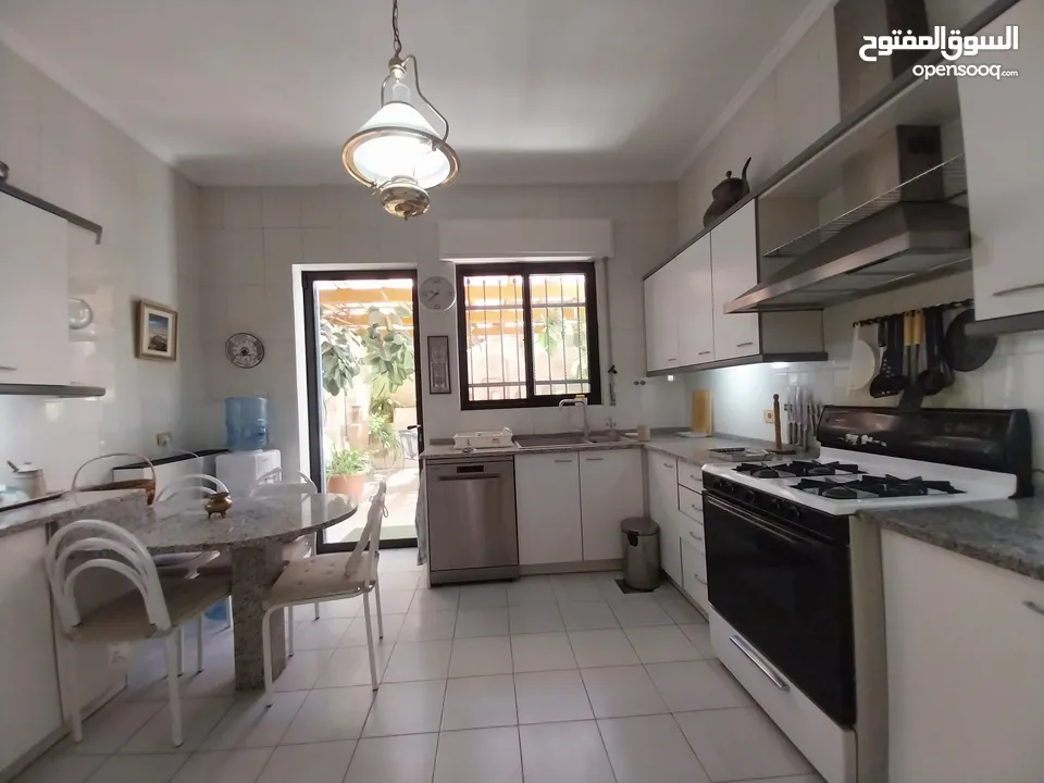 شقة للايجار في عبدون  ( Property 34518 )-175064432