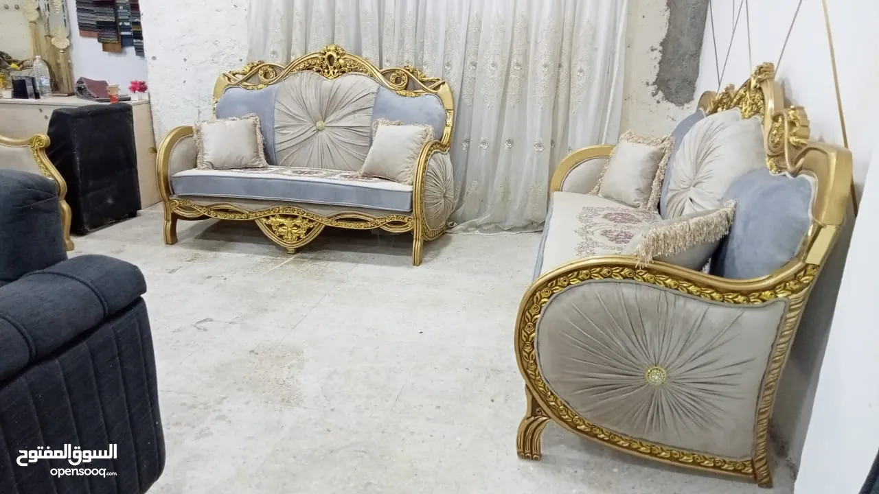 طقم كورنر خشب قراط ولاتيه مكفول سنتين اسفنج ضغط قماش وتر بروف. 6مخدات هدية  بفة لكل طقم كن
