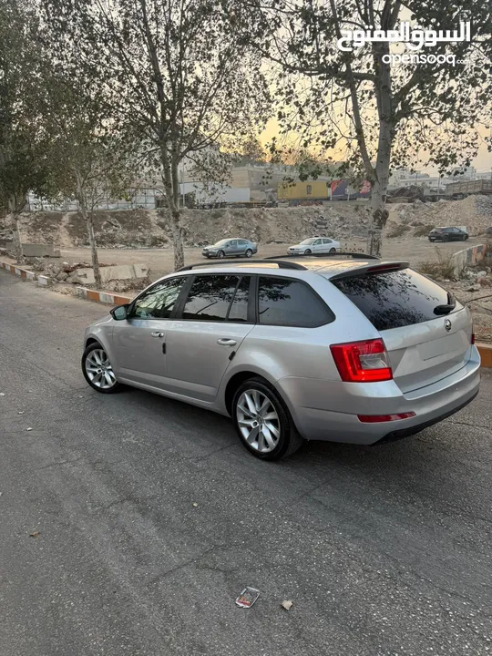 سكودا اوكتافيا للبيع او بدل