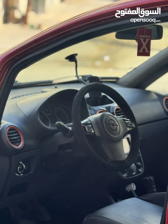 اوبل كورسا توماتيك