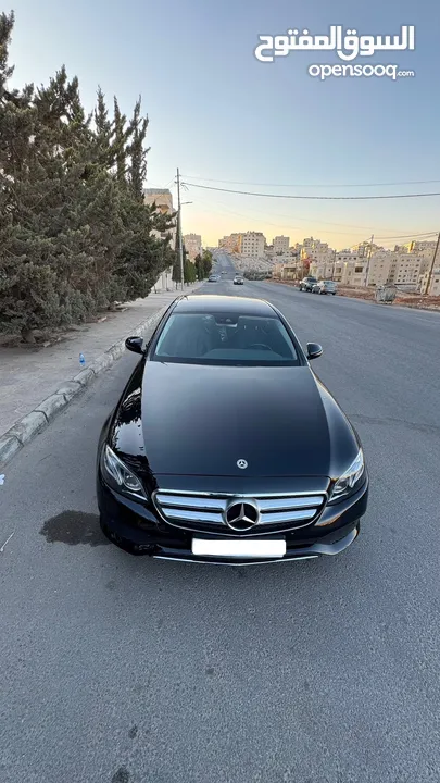 Mercedes Benz e200