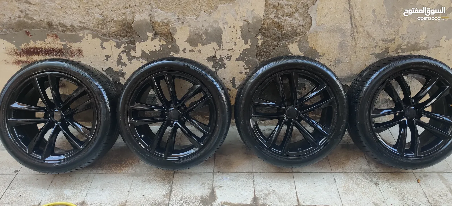 BMW 19 inch ring with tire (M Spec)