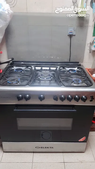 cooking range very good condition Working excellent up and inside