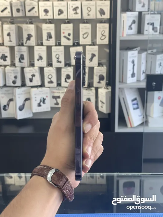 Iphone 14 pro max مشفر للبيع