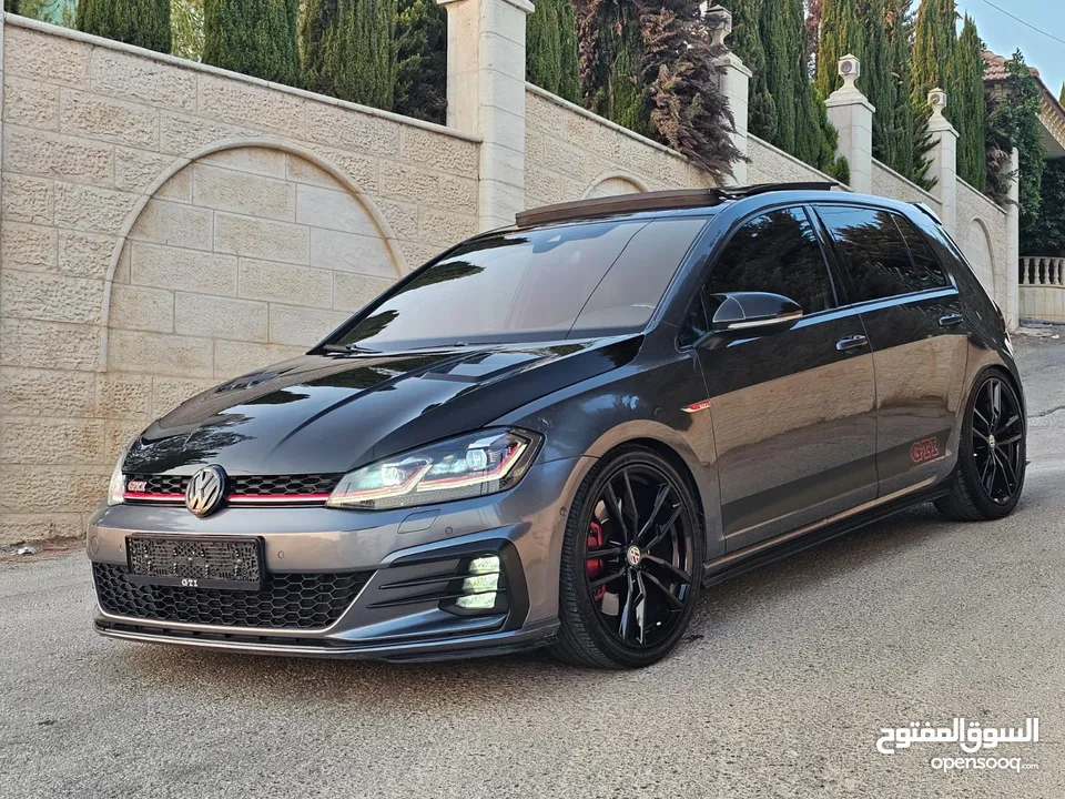 جلفgti 2019 فل مسكر مع بنورما بلكرتني