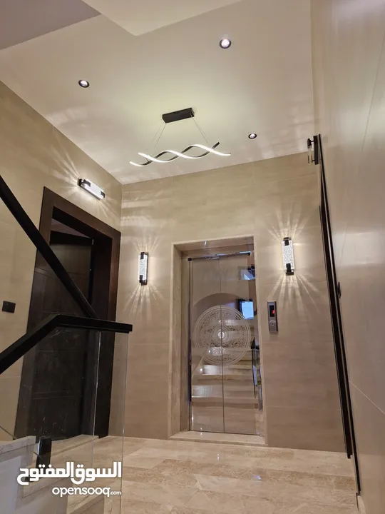 شقة طابق ثاني جديدة ،  مميزة ومطلة للبيع / مساحة (210 - 205 )m2 بأجمل مناطق ضاحية الامير راشد