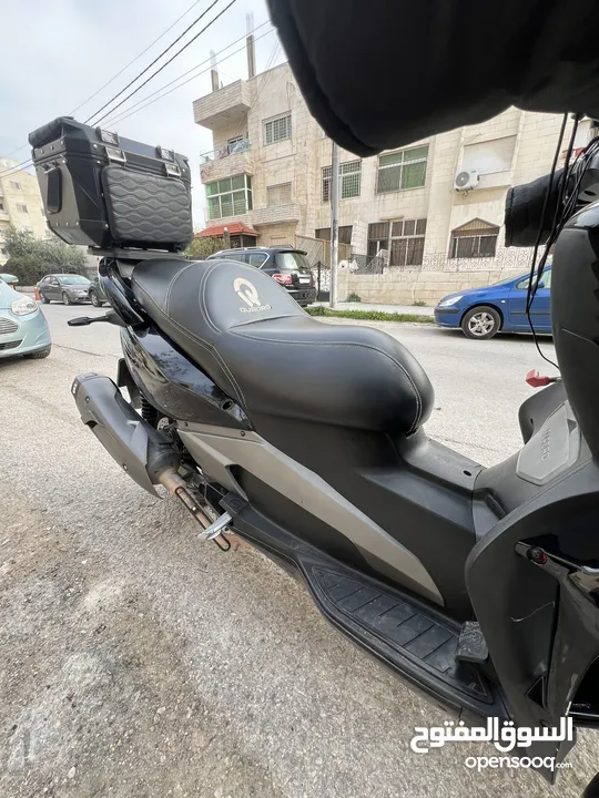 سكوتر كوادرو فل كامل 3 عجال 350cc للبدل ع سيارة او للبيع مع دفع الفرق الافخم بالاردن