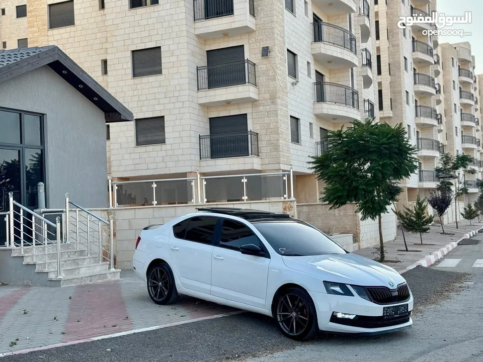 سكودا اوكتافيا 2018