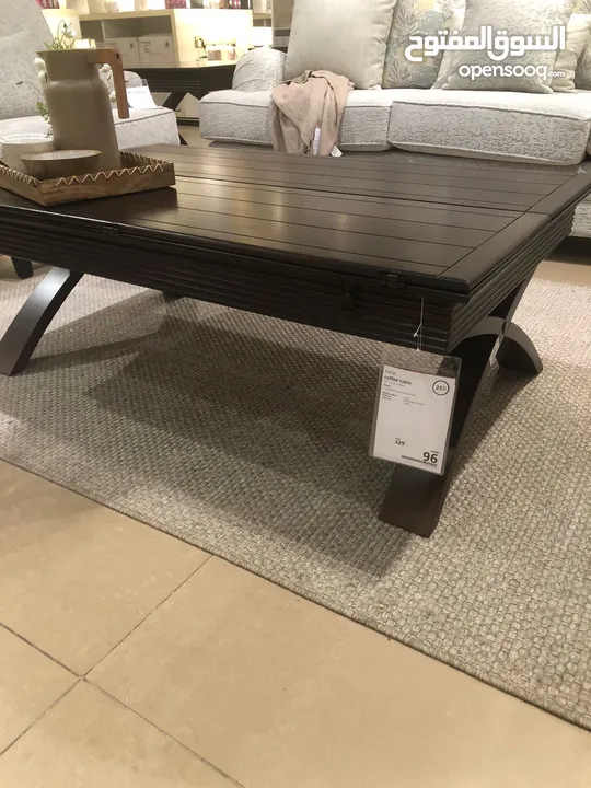 Home center coffee table  (tome)