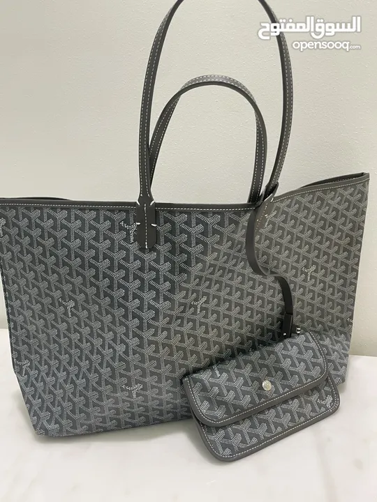 Goyard:( Saint louis PM bag )