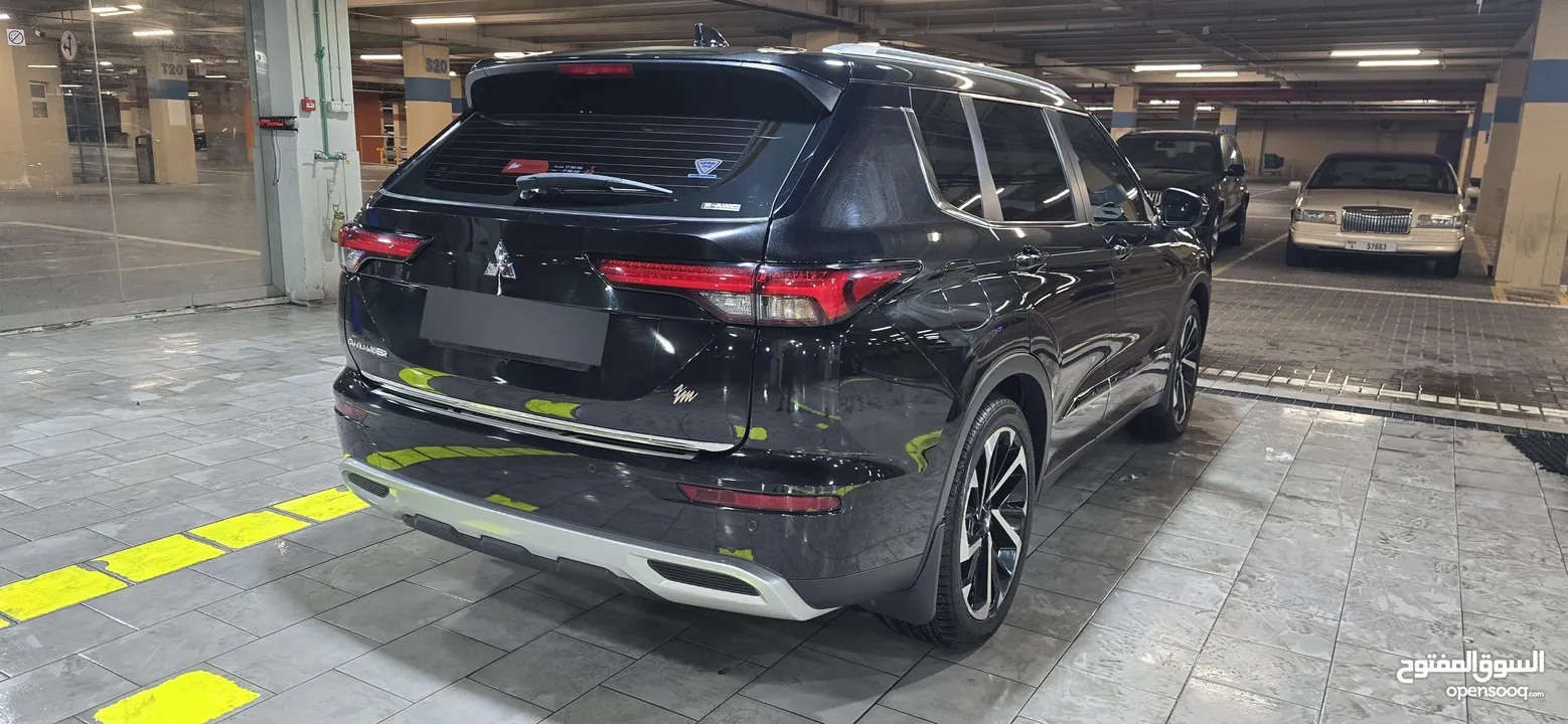 MITSUBISHI OUTLANDER 2024 BRAND NEW warranty with full coverage insurance