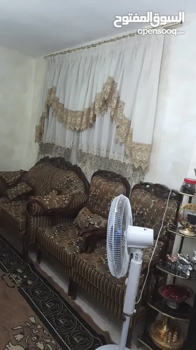 كنب للبيع بسعر مغري