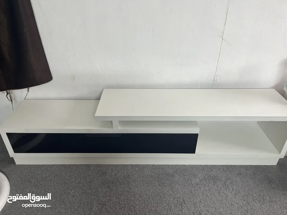 طاوله شاشه