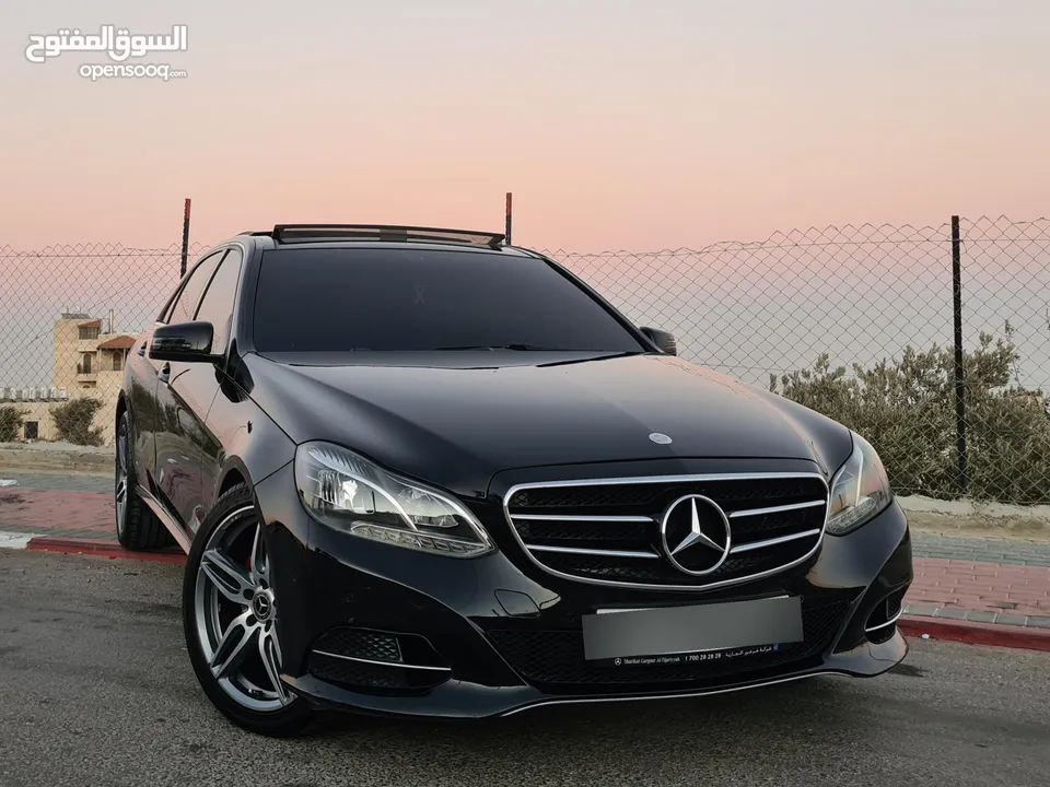 Mercedes Benz E200 / W212  فل إضافات مع بانوراما / صالون جلد بني عداد حقيقي 102,000 K.M / فحص نخب