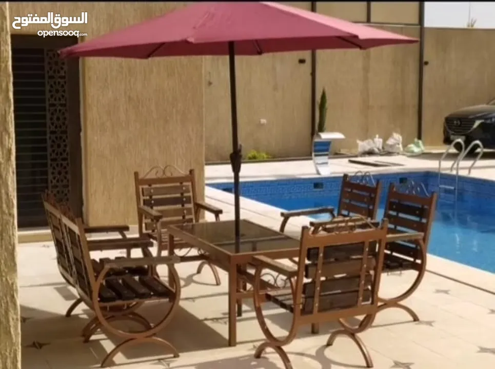 جلسات ومقاعد خارجية جلسات تفصيل حسب الطلب حديد ثقيل خشب سويد يوجد العديد من الموديلات