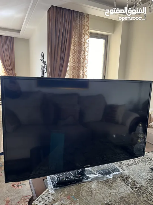شاشه تلفزيون سامسونج 46 inch