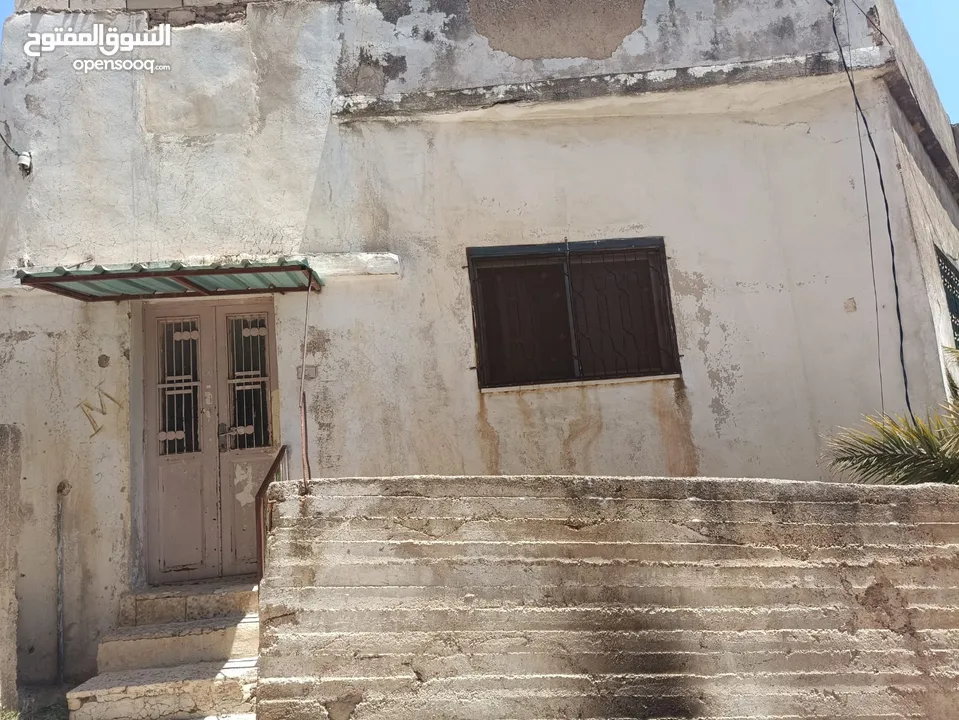 منزل البيع في الاشرفية