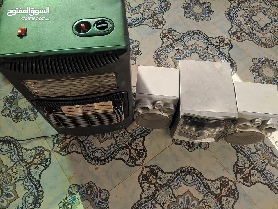 مطبخ شاحنه+سماعات+صوبه غاز
