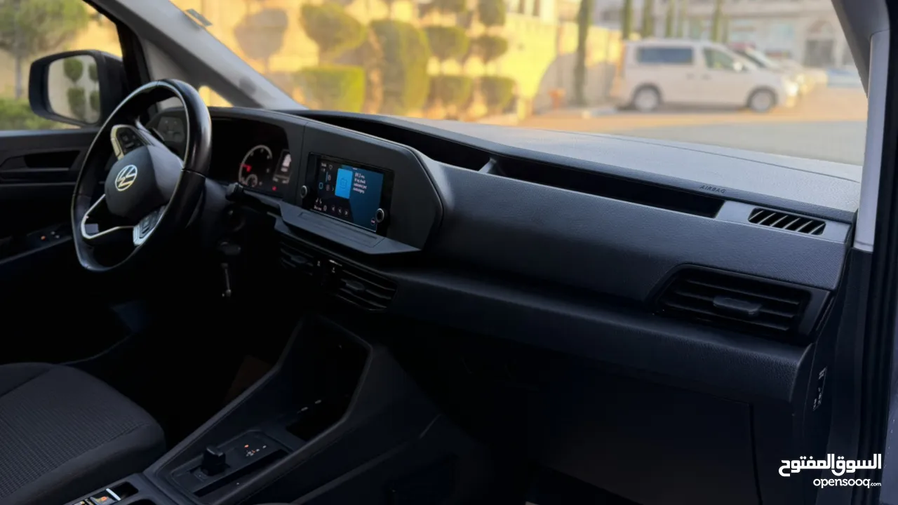 فولكس فاجن كادي ترخيص 2022/ركاب 6+1 محرك 2000 ديزل  جير اوتاوماتيك 122 حصان