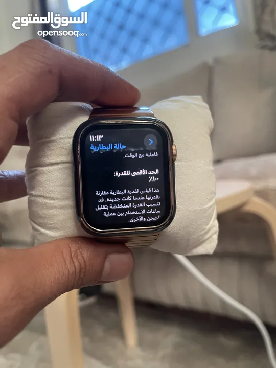 ساعة ابل ووتش  Apple الجيل 5 بحالة الجديد