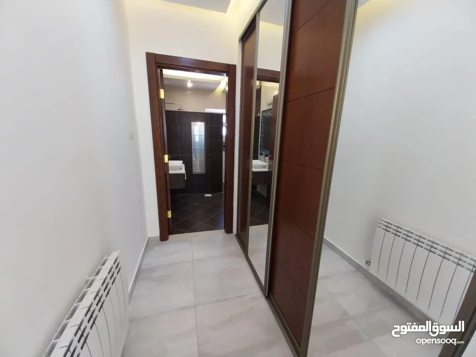 روف دوبليكس للأيجار ( جزء من فيلا ) ( Property 38746 )-175034672