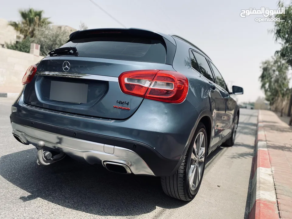 Mercedes-Benz Gla 250 4matic