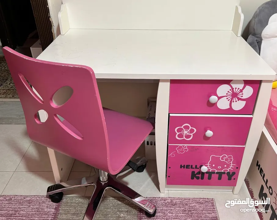 غرفة نوم اطفال هيلو كيتي خشب ممتاز  بسعرررررمغررررري