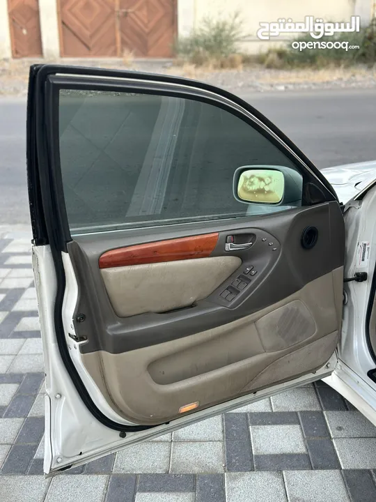 لكزس Gs300 موديل 2002